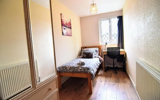 Chinese Quarter House - Private Garden, NETFLIX, BBQ & Bar