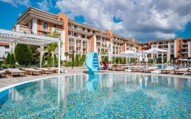 Отель Prestige Mer D'azur Свети Влас вид на фасад
