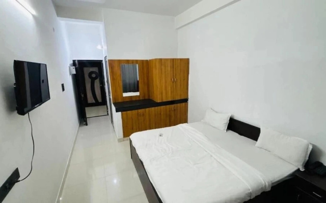 Hotel Shivam Grand Inn