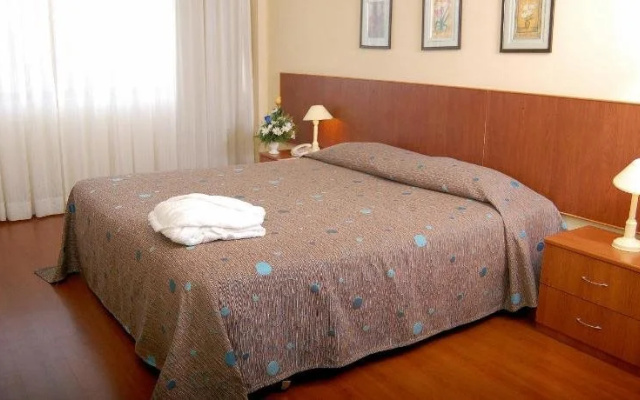 Imperio Suites Hotel