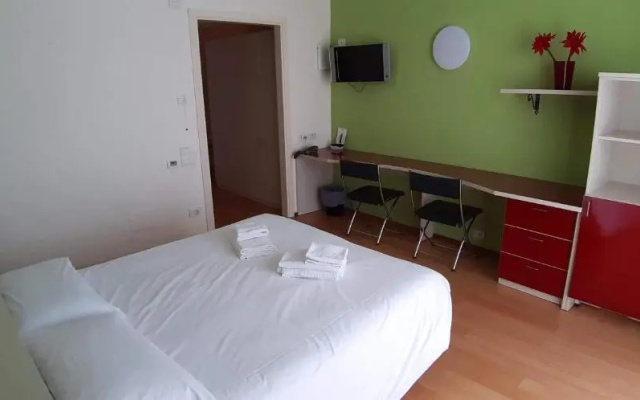 Hotel Lago Losetta