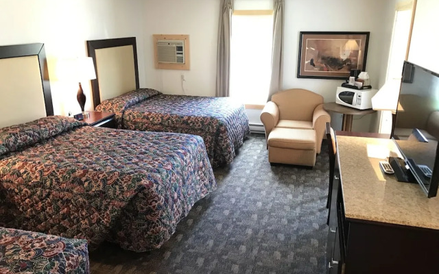 Cody Holiday Lodge