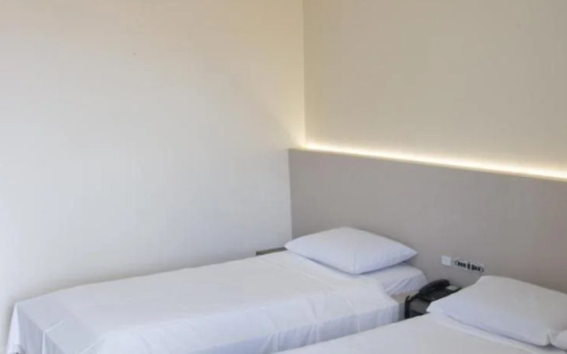 Paranoa Hotel