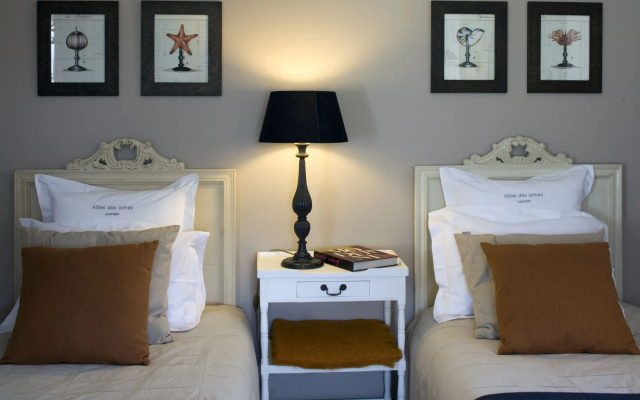 Hôtel Traiteur les Ormes, The Originals Relais
