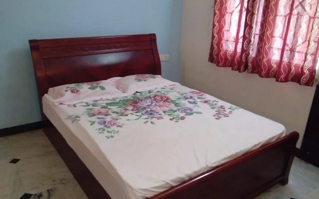 Maxiprime Hotels Panaiyur