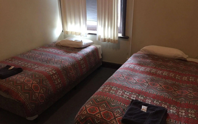 Crown Inn Hotel
