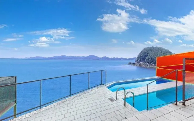 Namhae Pumda Pool Villa Pension