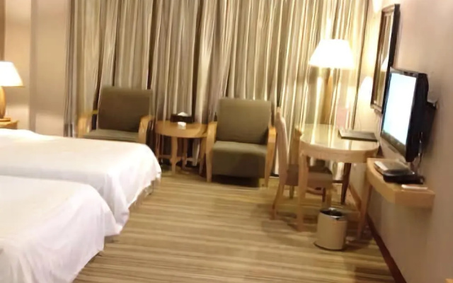 Intercontinental Business Hotel (Zhanjiang City Plaza Affiliated Hospital store)