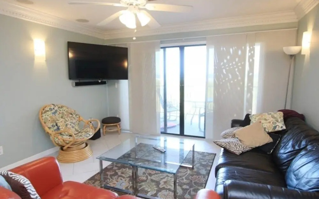 Sea Place 11206 2 Bedroom Condo