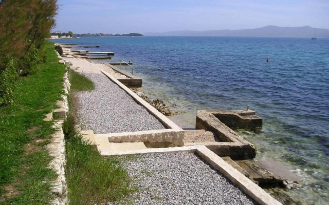 Fuzu - A2(2+1) in Bibinje