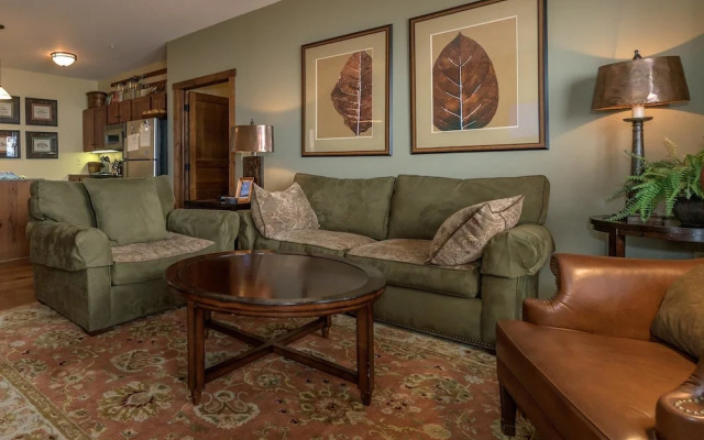 2 Br: Soaring Eagle 202