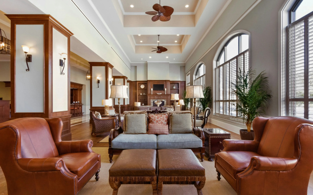 Embassy Suites by Hilton Savannah