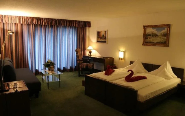 Hotel Montjola Nova