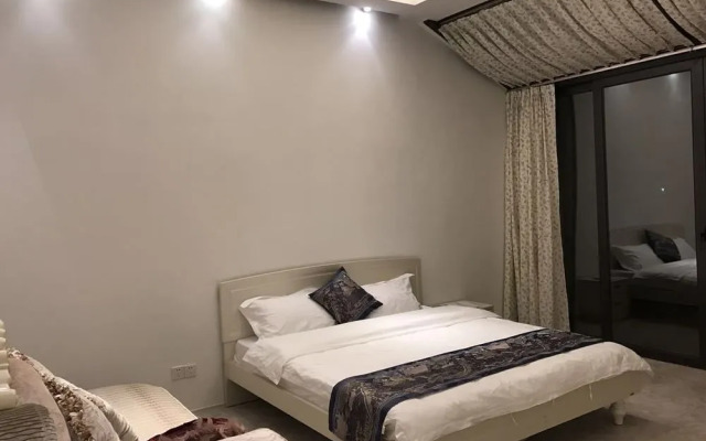Hulusea Hotel Resort