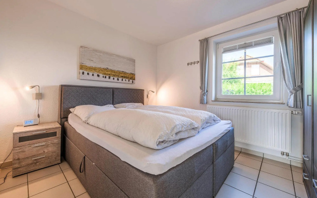 Apartment in Friedrichskoog-spitze With Parking Space