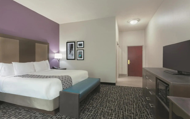 La Quinta Inn & Suites by Wyndham Covington