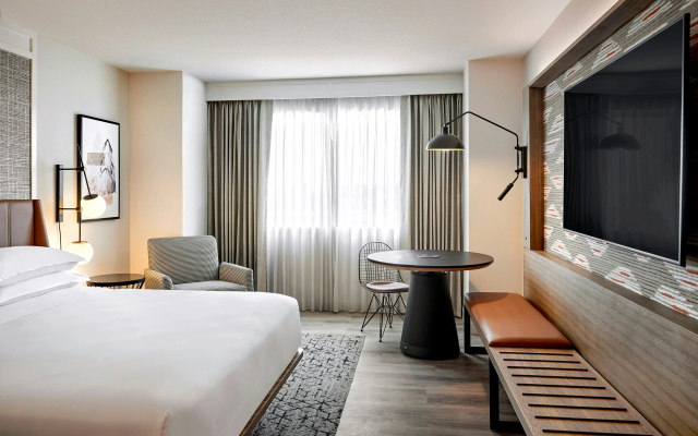 Sheraton Phoenix Downtown