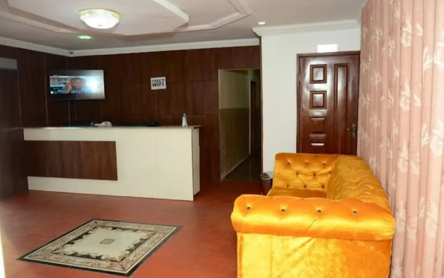 Sunrise Suites and Resturant