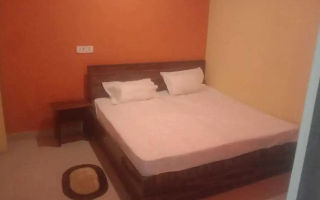 POP IAE488 Happy Hotel Taj Highway