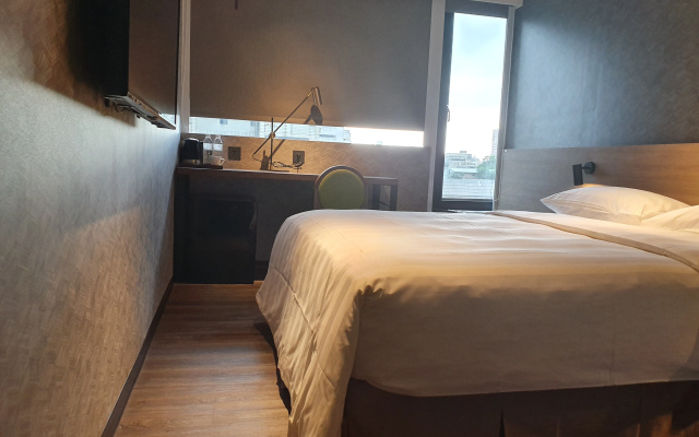 City Suites-Taoyuan Station