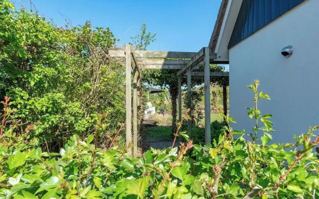Villa w/ Electric Charging & Parking