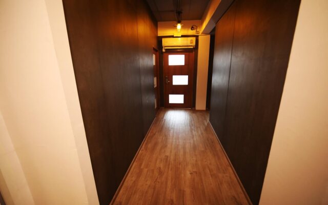 The Campus Hostel Thonglor
