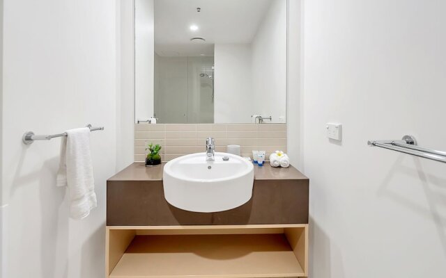 Luxury Apartment In Heart Of Cairns 222 1
