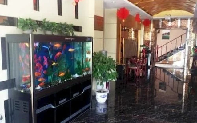 Yingxian County Super 8 Hotel
