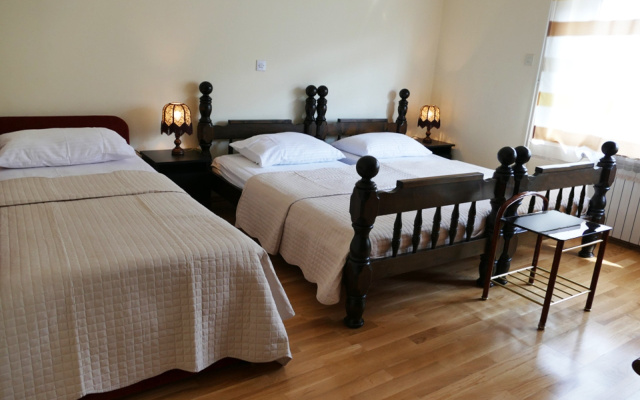 Apartment Ruza - 300 m from sea: A1 Trogir, Riviera Trogir