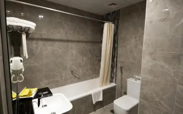 Rose Dream-Two Bedroom Furnished Apart..
