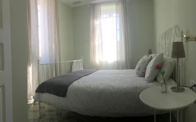 casa colonial tranquila