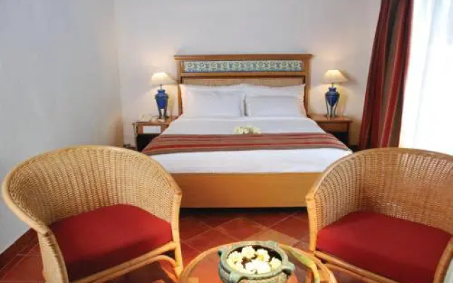 Leonia Holistic Destination