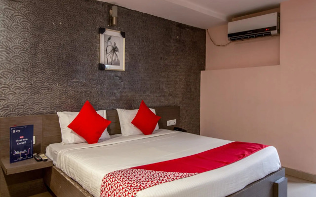 OYO 4822 Hotel Pratap Residency