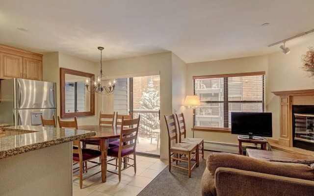 River Mtn Lodge E215D