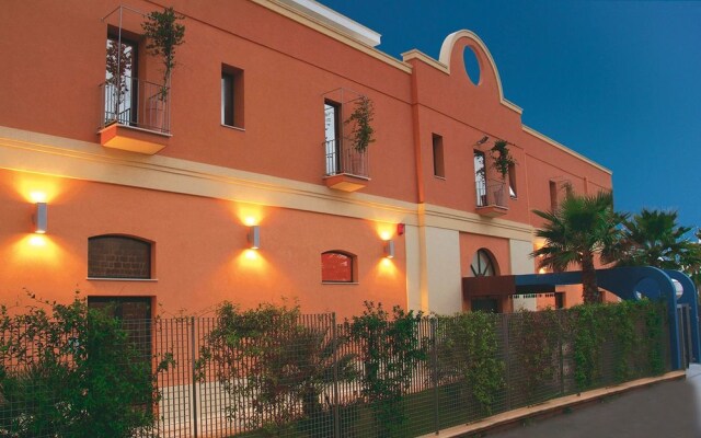 Отель Il Tabacchificio Hotel Италия, Гальяно дель Капо - отзывы, цены и фото номеров - забронировать отель Il Tabacchificio Hotel онлайн вид на фасад