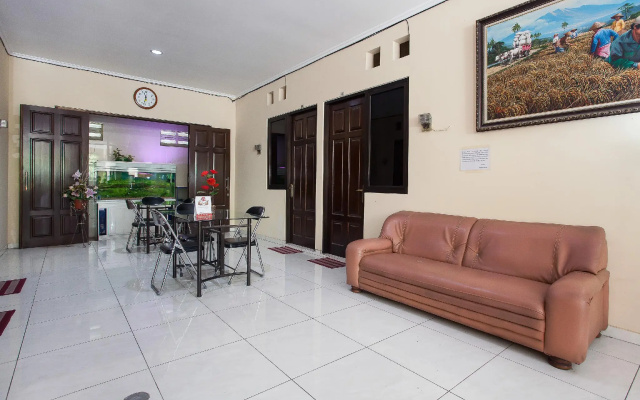 Hotel O Graha 99