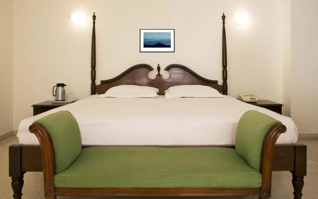 Hotel Alpana @ Har ki Pauri Road