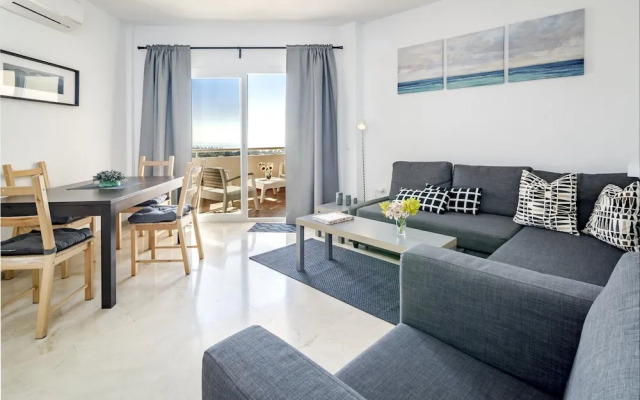 LL- 1 Bedroom apt Close to Laguna Village Estepona