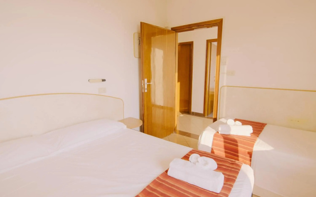 Hotel Beverly