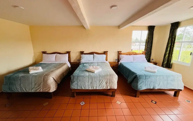 Hotel Renacer