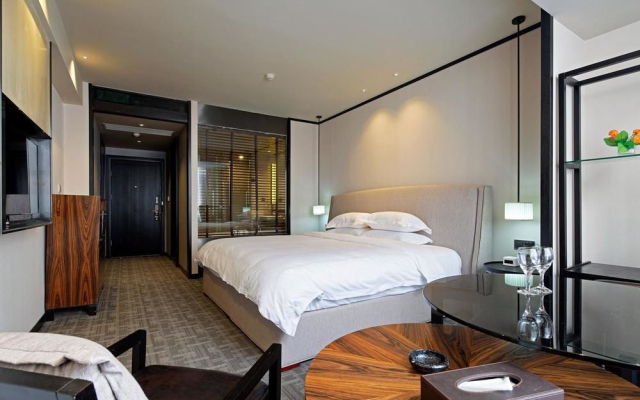 Wuhan Haiting Longan Hotel