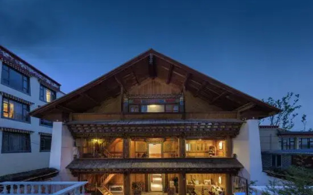 No. 66, Dawa Road, Jiantang Town, Shangri-La