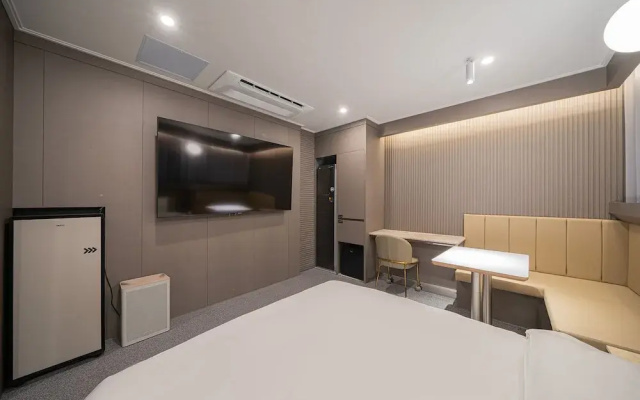 Brown Dot Hotel Sangju