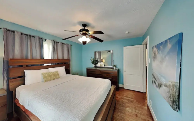 Sea Gem Turquoise by Ryson Vacation Rentals