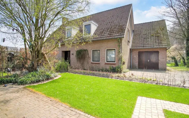 Holiday Home Near the Efteling With Garden