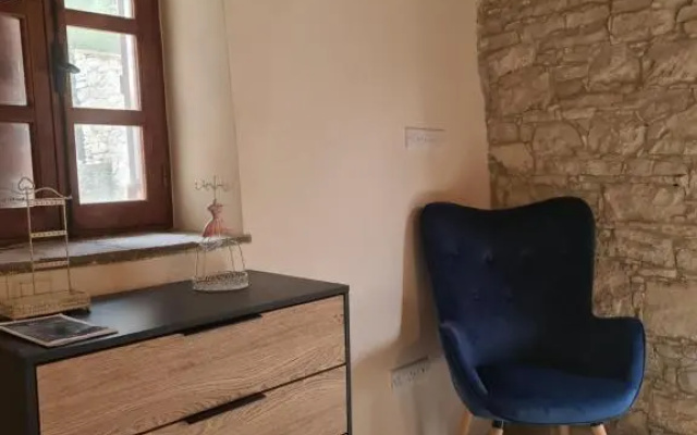 The Stonehouse Suites
