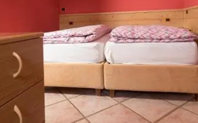Baita Miralago