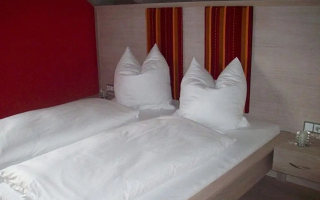 RotHweinHotel