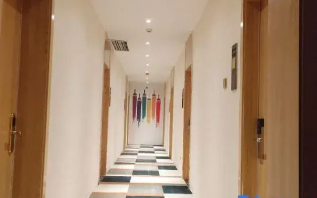 Shell Hotel (Wenshui Diqing Street)