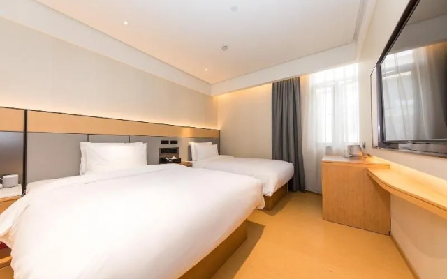 Ji Hotel Shanghai Longbai Xincun Metro Station